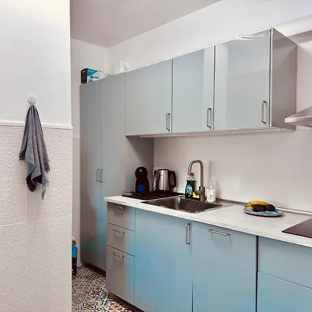 Sunset Apartment *
