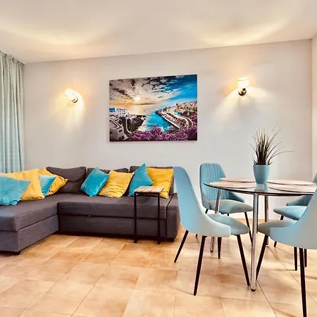 Sunset Apartment *
